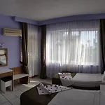 فندق ريسيتاليا 2*